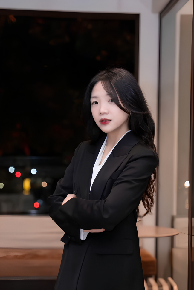 Hoa Thanh Trần — Founder MoneyB